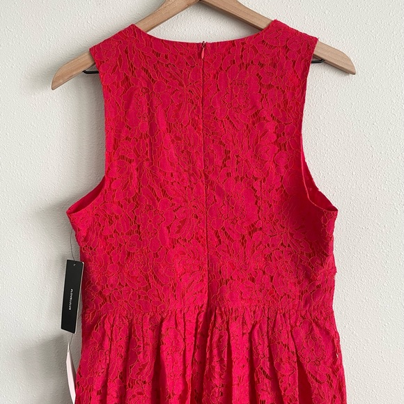 NWT Lulu’s In This Moment Red Lace Dress Size Large - Picture 11 of 12